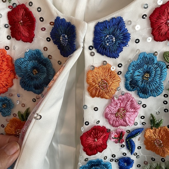 Boston Proper Floral & butterfly sequenced lined jacket size 12 NWT - Picture 4 of 11